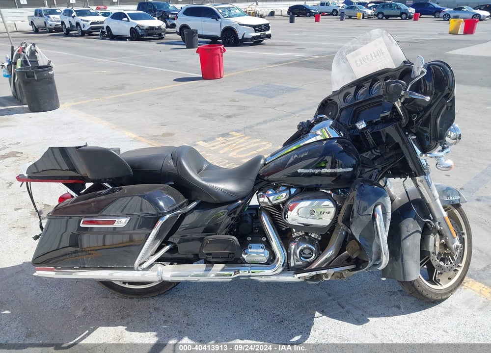 2022 HARLEY-DAVIDSON FLHTK VIN: 1HD1KEF28NB604751