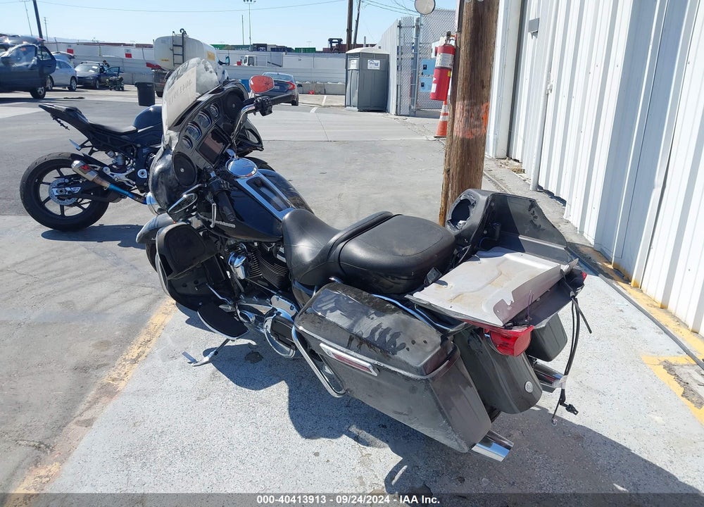 2022 HARLEY-DAVIDSON FLHTK VIN: 1HD1KEF28NB604751