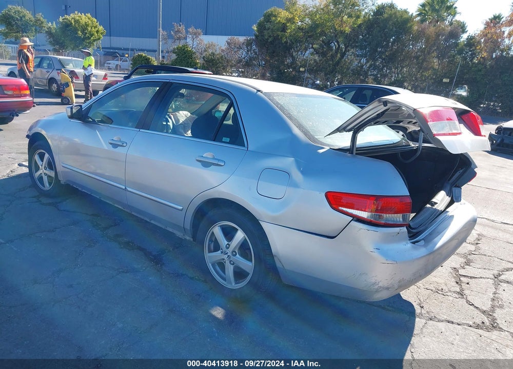 2003 HONDA ACCORD 2.4 EX VIN: JHMCM56653C061792