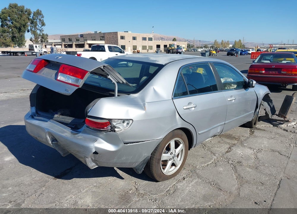 2003 HONDA ACCORD 2.4 EX VIN: JHMCM56653C061792