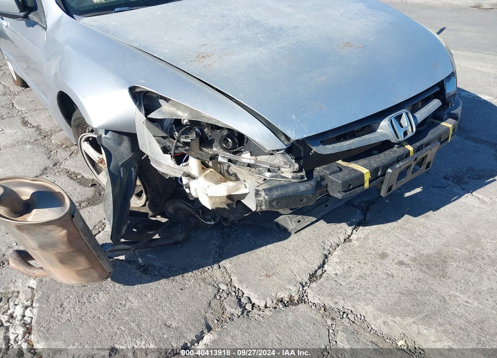 2003 HONDA ACCORD 2.4 EX VIN: JHMCM56653C061792