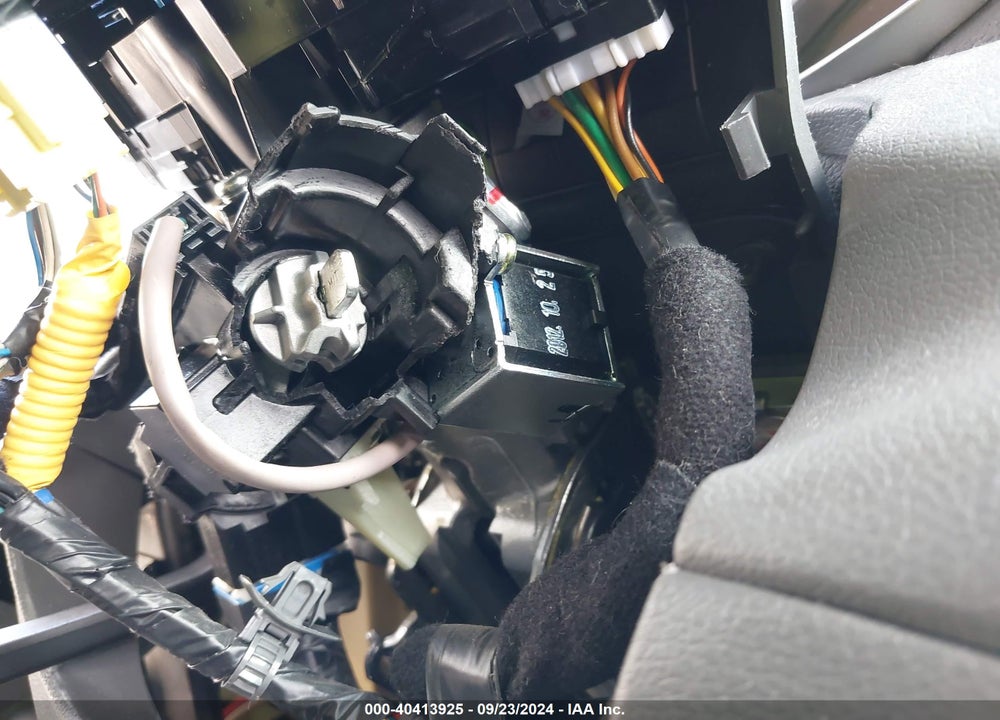 2013 HYUNDAI ELANTRA GLS VIN: KMHDH4AE6DU708131