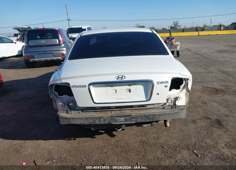 2005 HYUNDAI SONATA GLS/LX VIN: KMHWF35H55A144004