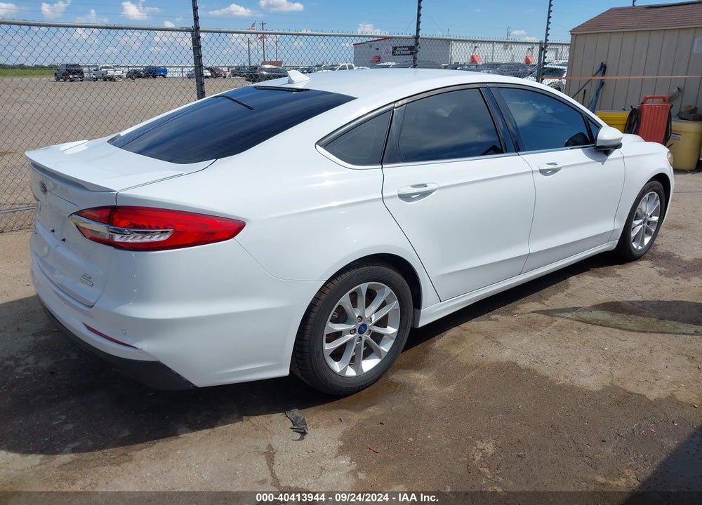 2020 FORD FUSION SE VIN: 3FA6P0HD3LR147713