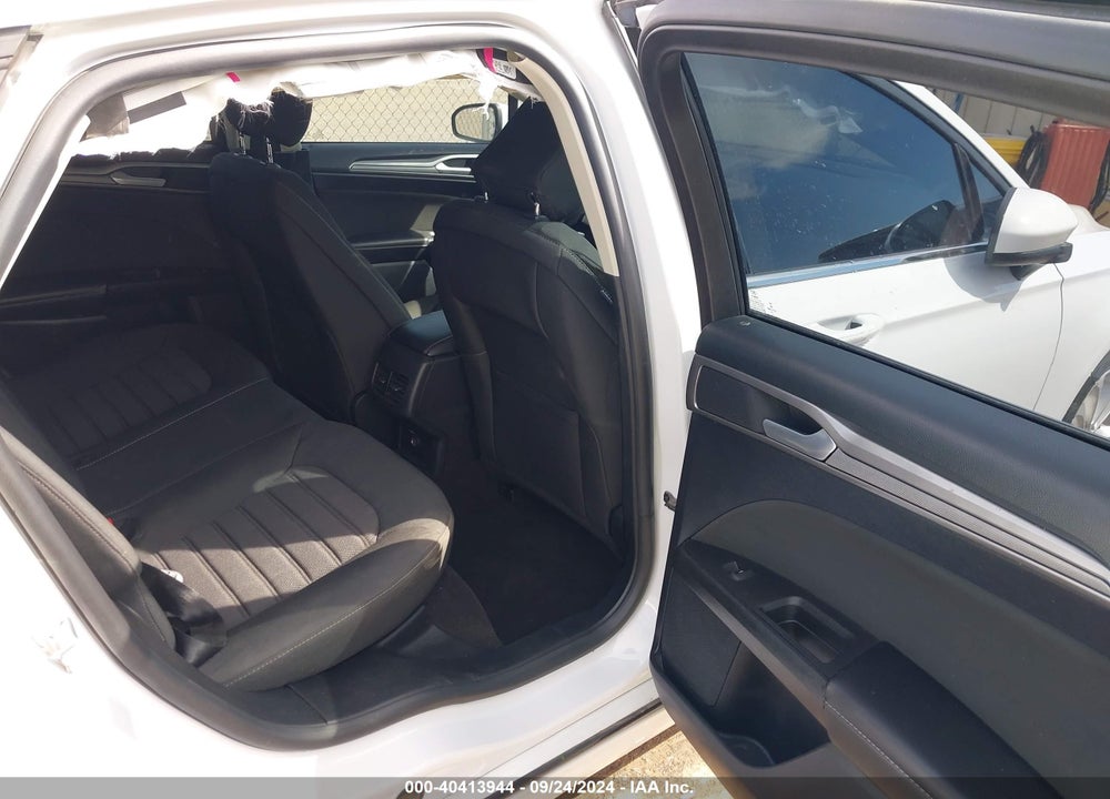 2020 FORD FUSION SE VIN: 3FA6P0HD3LR147713