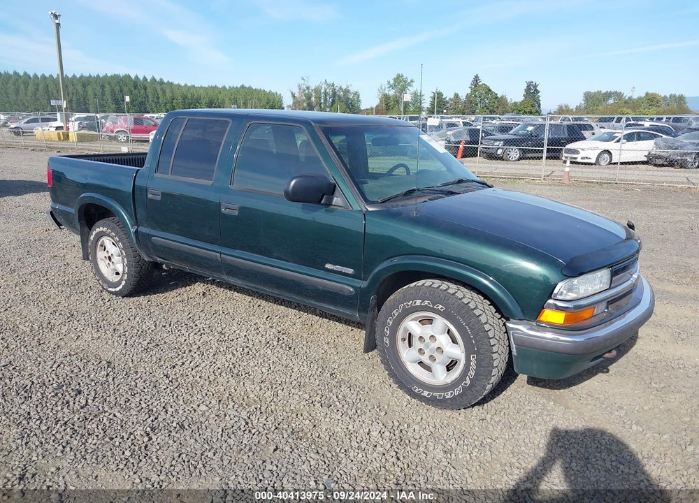 2002 CHEVROLET S-10 LS VIN: 1GCDT13W82K181113