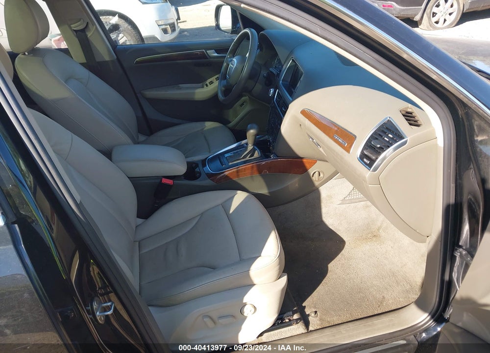2012 AUDI Q5 2.0T PREMIUM VIN: WA1LFAFP3CA090596