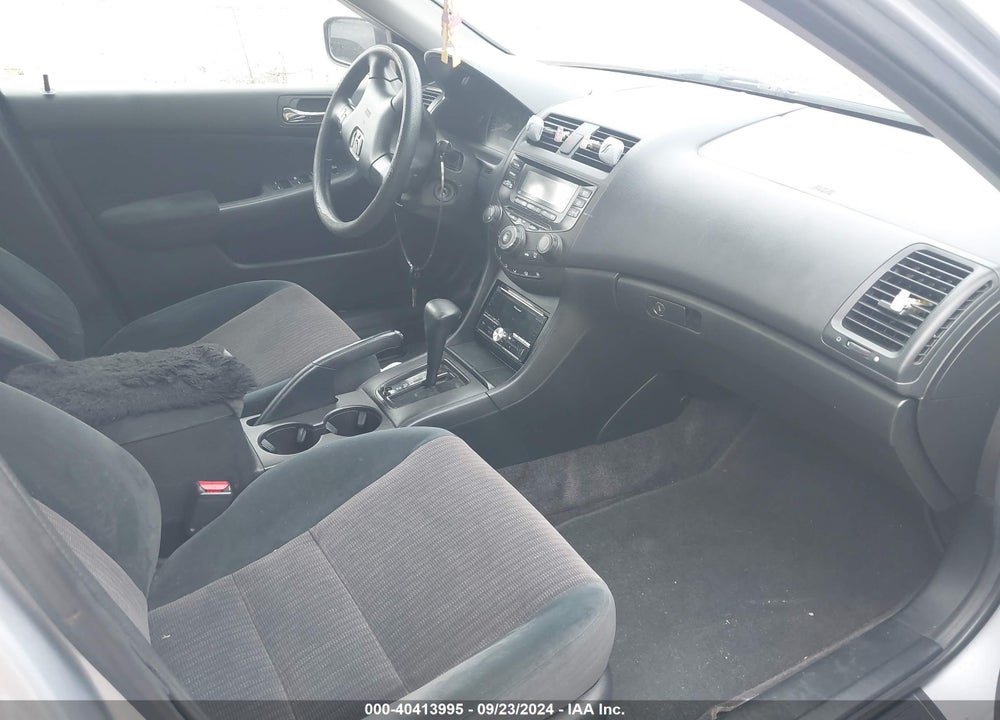 2003 HONDA ACCORD 2.4 LX VIN: 1HGCM56353A060274