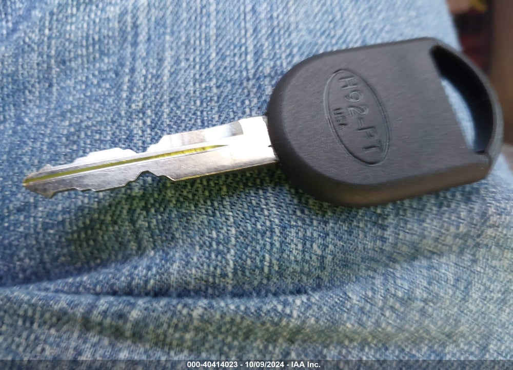 2011 FORD FUSION SE VIN: 3FAHP0HA7BR117840
