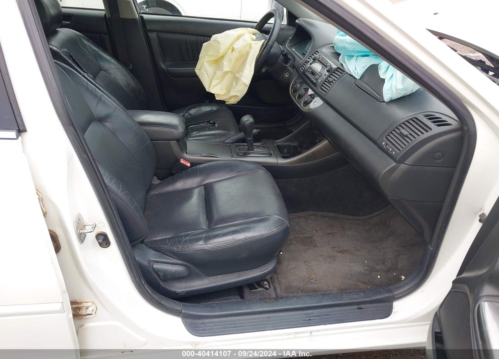 2002 TOYOTA CAMRY SE V6 VIN: 4T1BF32K32U013386