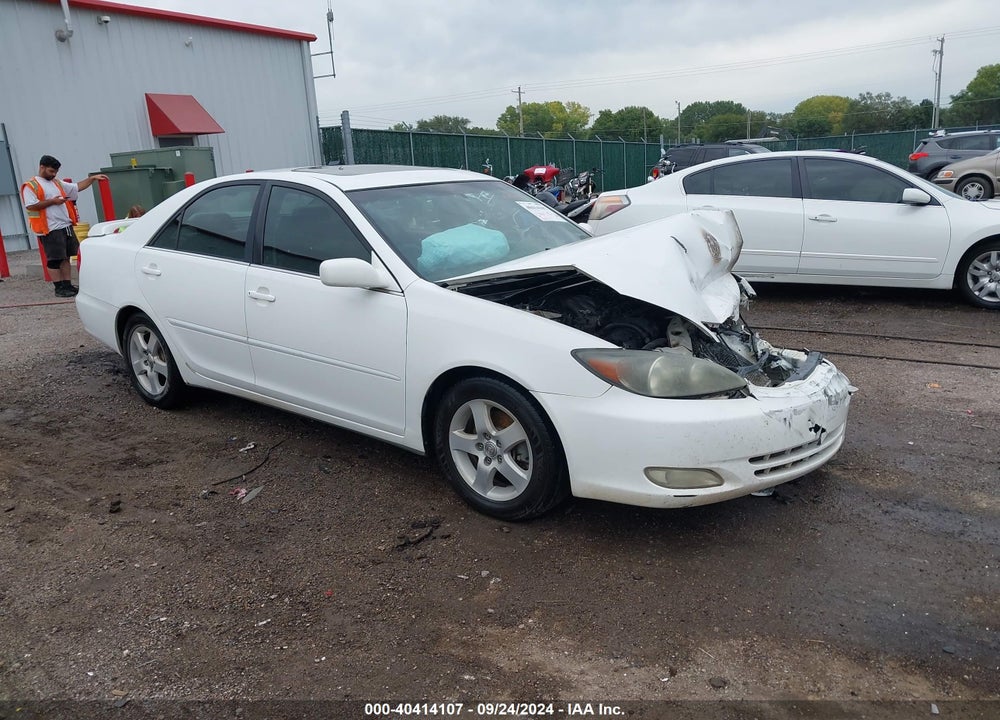 2002 TOYOTA CAMRY SE V6 VIN: 4T1BF32K32U013386