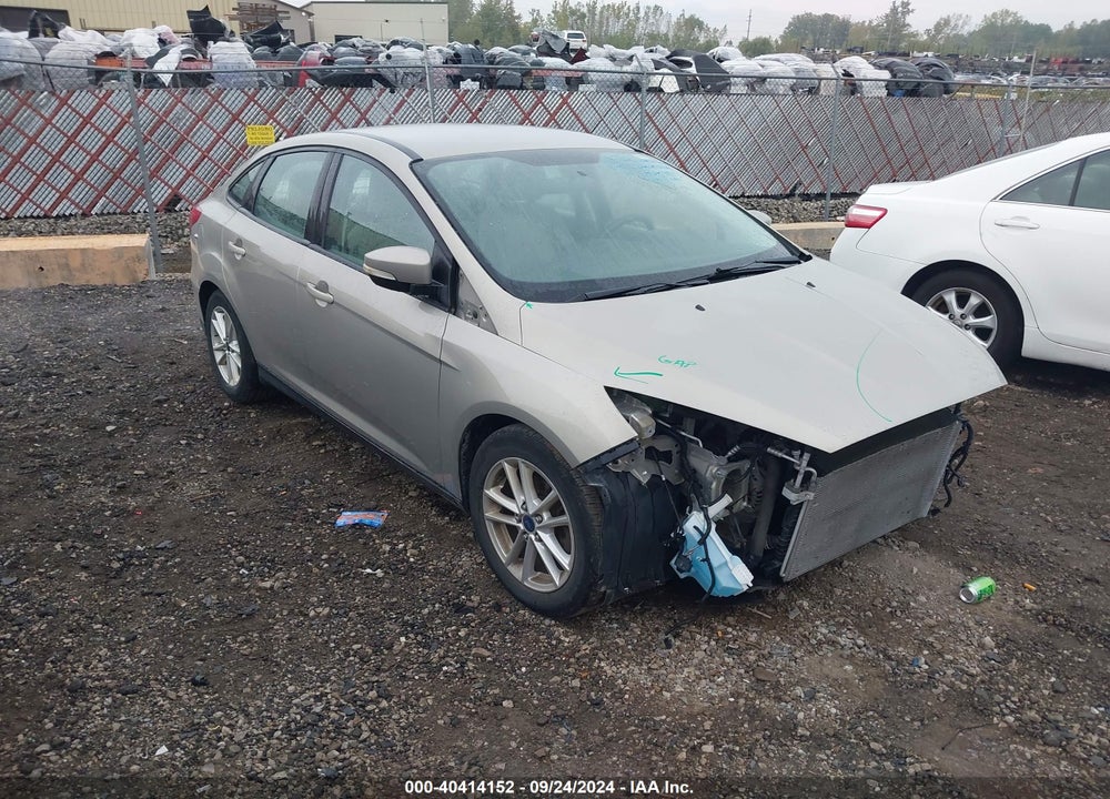2015 FORD FOCUS SE VIN: 1FADP3F28FL286393
