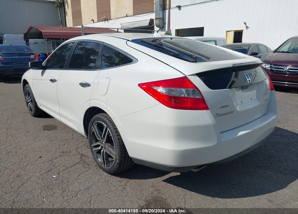 2011 HONDA ACCORD CROSSTOUR EX-L VIN: 5J6TF2H53BL006829