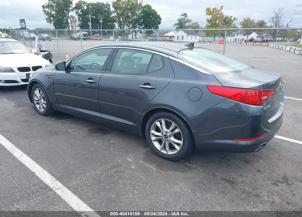 2011 KIA OPTIMA EX TURBO VIN: KNAGN4A64B5160850