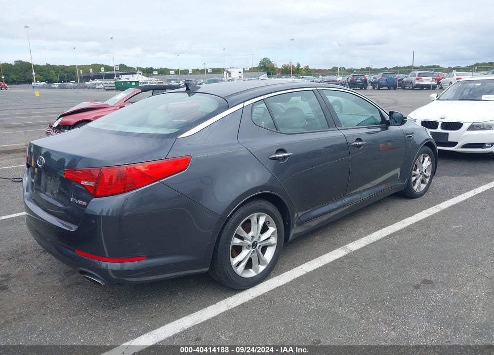 2011 KIA OPTIMA EX TURBO VIN: KNAGN4A64B5160850