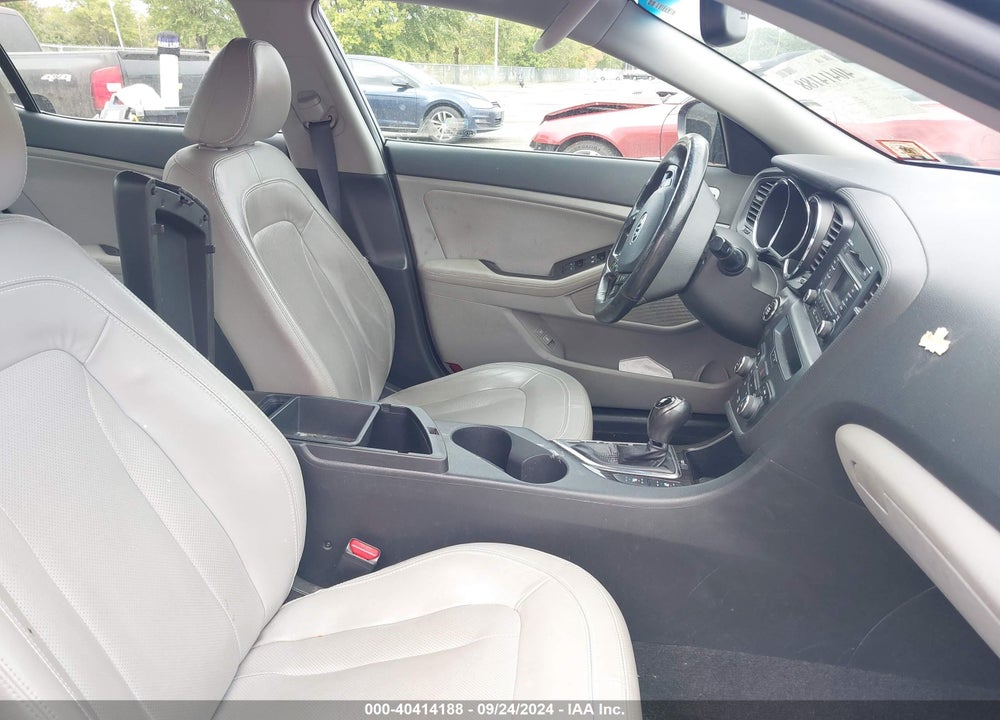 2011 KIA OPTIMA EX TURBO VIN: KNAGN4A64B5160850