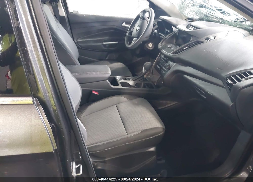 2017 FORD ESCAPE SE VIN: 1FMCU0G98HUB37399