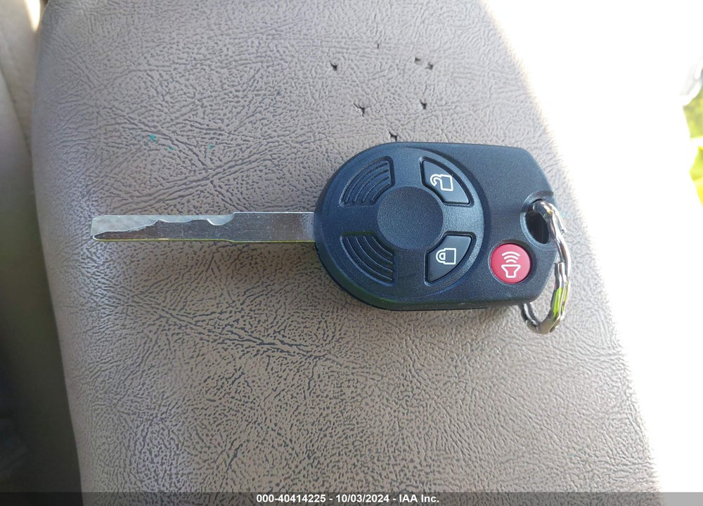 2017 FORD ESCAPE SE VIN: 1FMCU0G98HUB37399