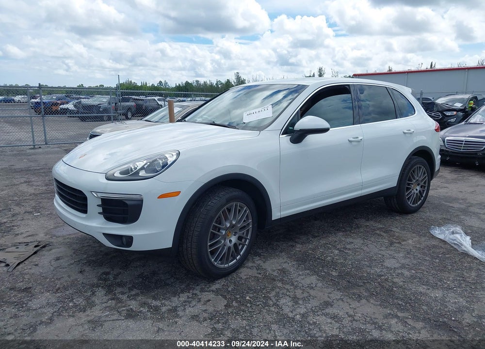 2016 PORSCHE CAYENNE VIN: WP1AA2A28GKA37940