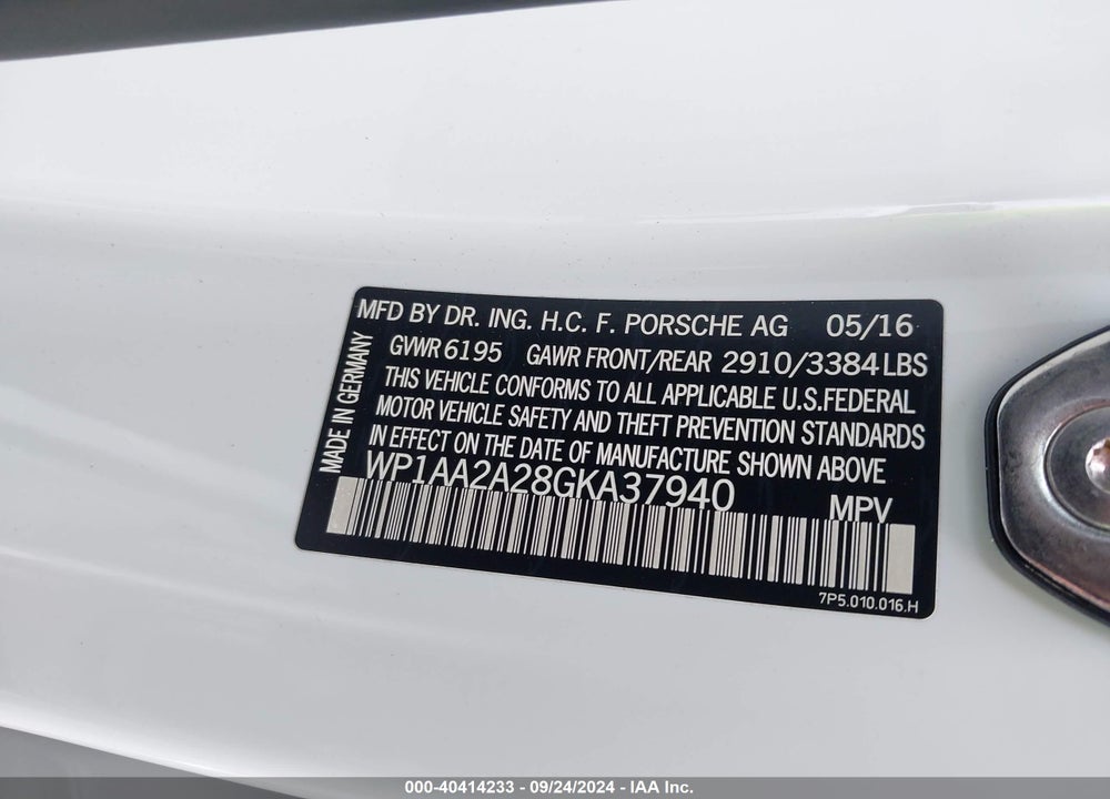 2016 PORSCHE CAYENNE VIN: WP1AA2A28GKA37940