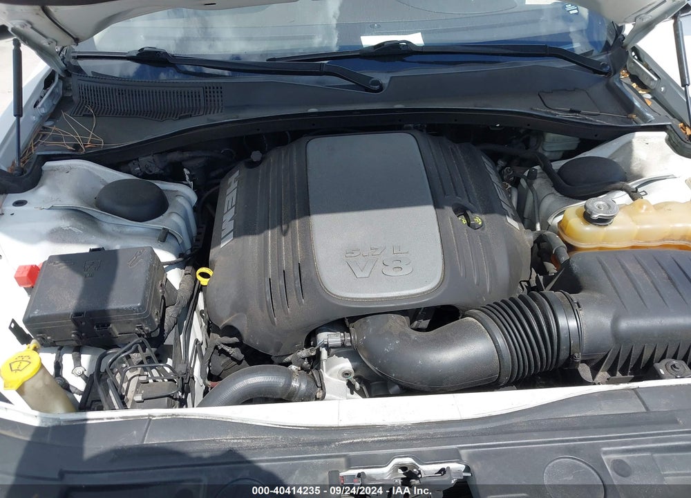 2013 CHRYSLER 300C VIN: 2C3CCAET7DH504340
