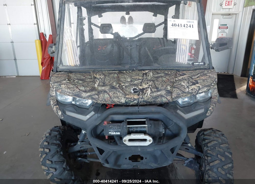 2021 CAN-AM DEFENDER MAX VIN: 3JBUAAX48MK000018