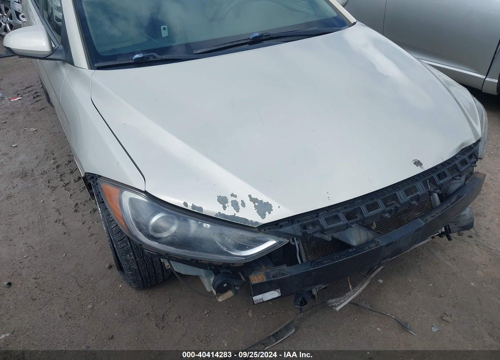 2017 HYUNDAI ELANTRA SE VIN: 5NPD84LF6HH093879