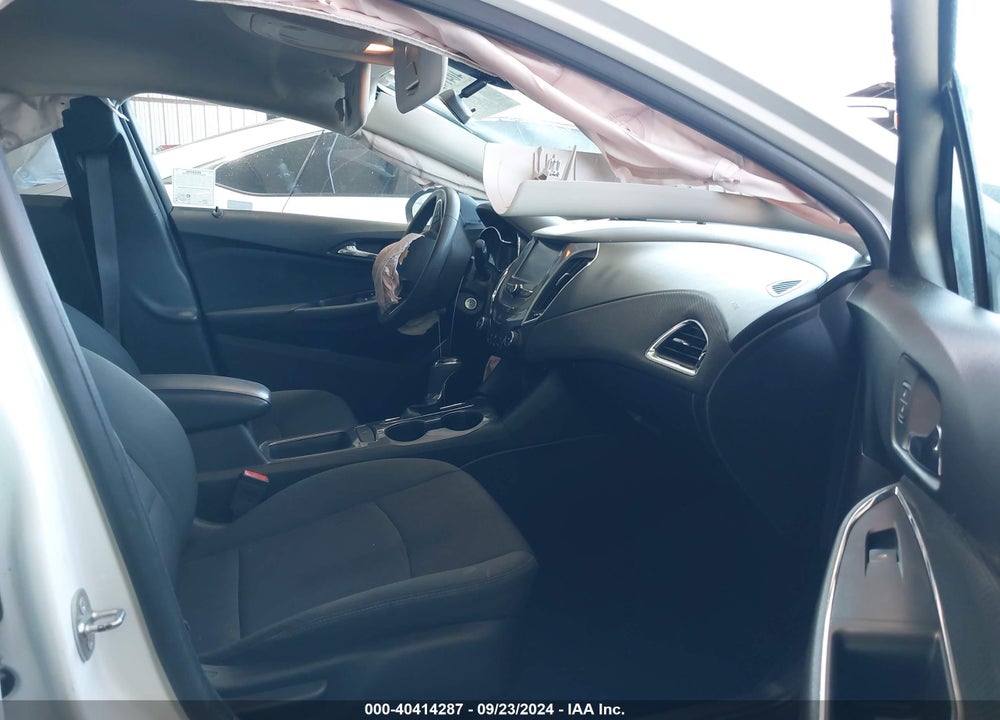 2017 CHEVROLET CRUZE LT AUTO VIN: 1G1BE5SM5H7100193