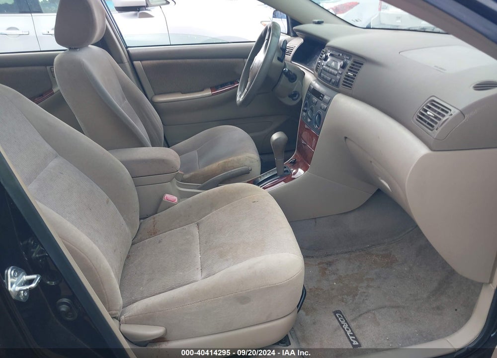 2005 TOYOTA COROLLA LE VIN: 1NXBR32E05Z375116