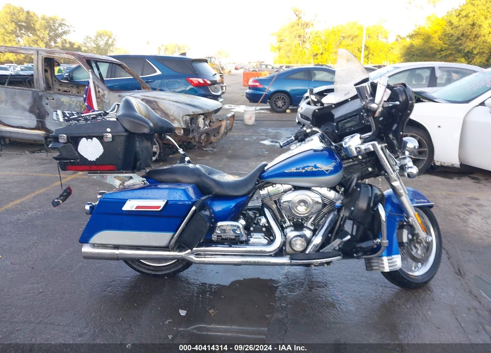 2010 HARLEY-DAVIDSON FLHR VIN: 1HD1FB412AB610651