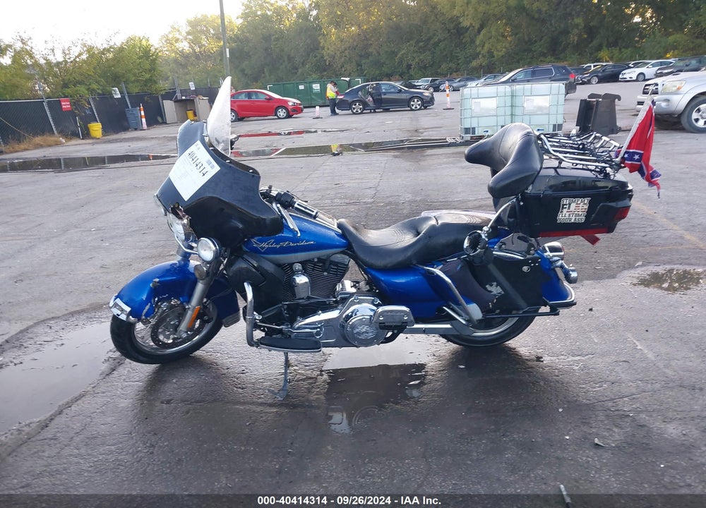 2010 HARLEY-DAVIDSON FLHR VIN: 1HD1FB412AB610651