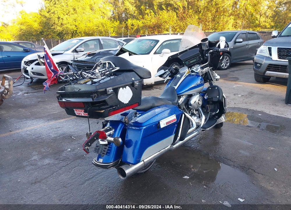 2010 HARLEY-DAVIDSON FLHR VIN: 1HD1FB412AB610651