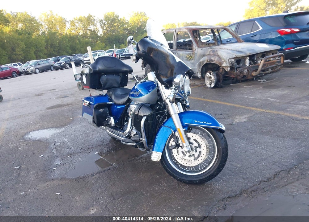 2010 HARLEY-DAVIDSON FLHR VIN: 1HD1FB412AB610651