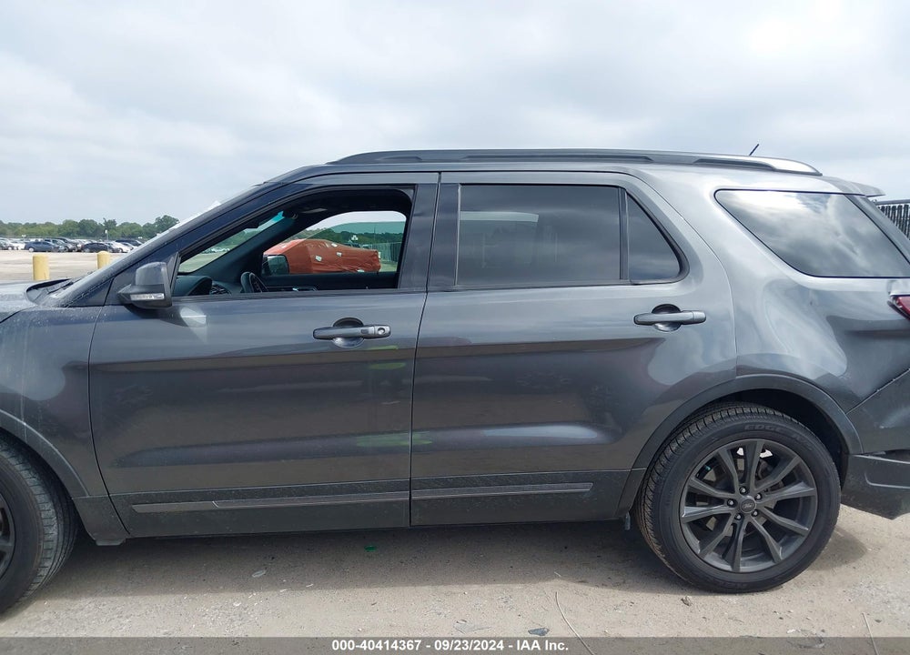 2019 FORD EXPLORER XLT VIN: 1FM5K7D86KGA39917