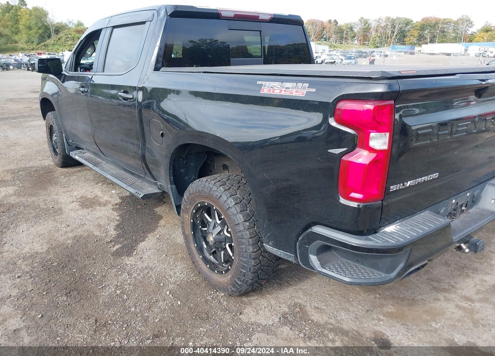 2020 CHEVROLET SILVERADO 1500 4WD SHORT BED LT TRAIL BOSS VIN: 3GCPYFED7LG105429