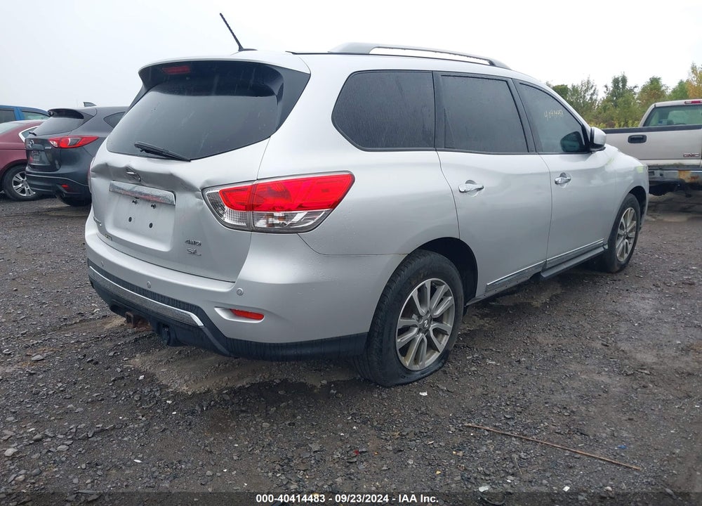 2014 NISSAN PATHFINDER SL VIN: 5N1AR2MM7EC620896