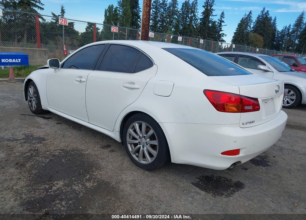 2008 LEXUS IS 250 VIN: JTHBK262285057501