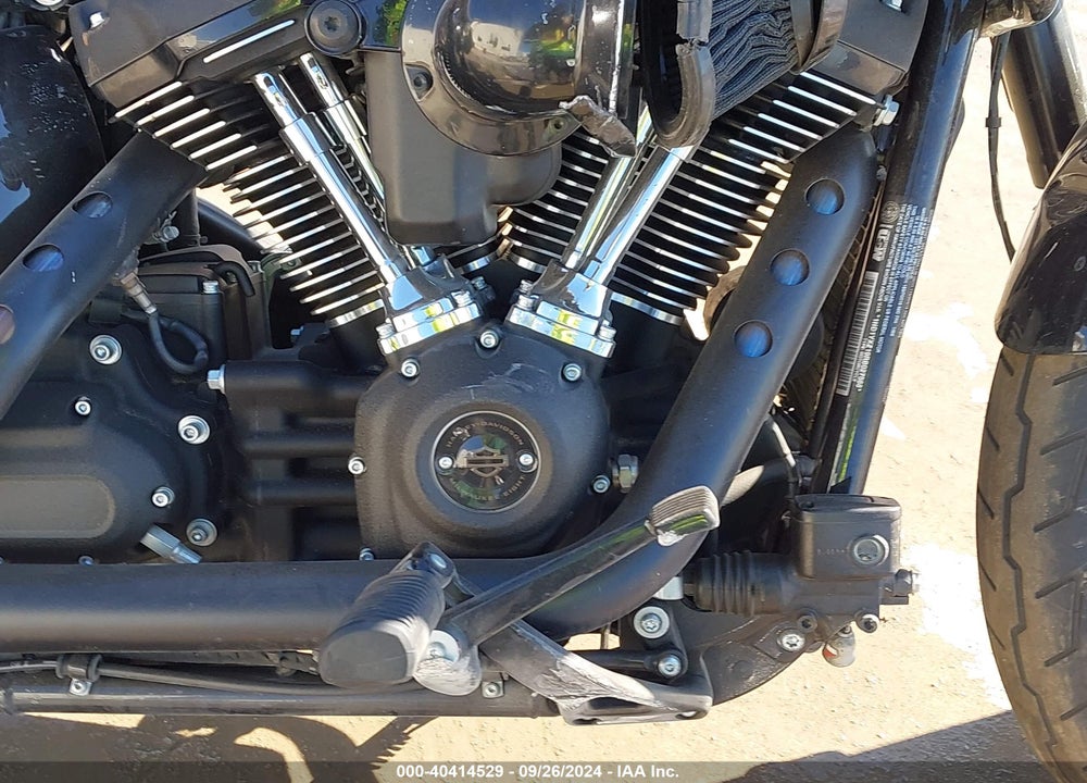 2024 HARLEY-DAVIDSON FXLRST VIN: 1HD1YXZ19RB027568