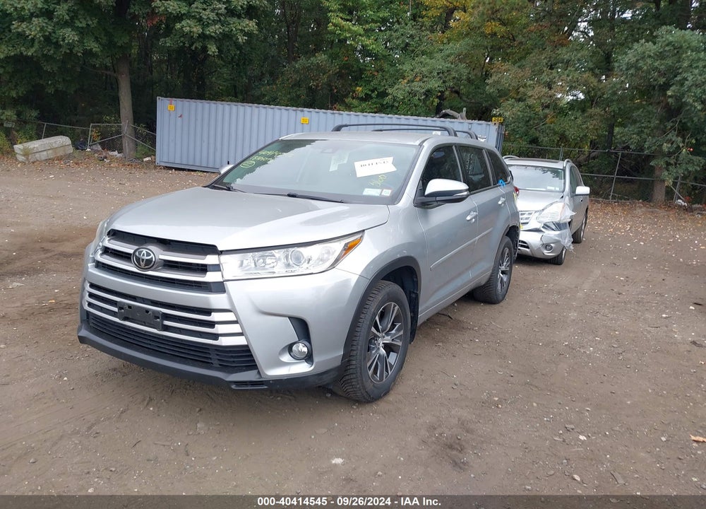 2018 TOYOTA HIGHLANDER LE PLUS VIN: 5TDBZRFHXJS878999