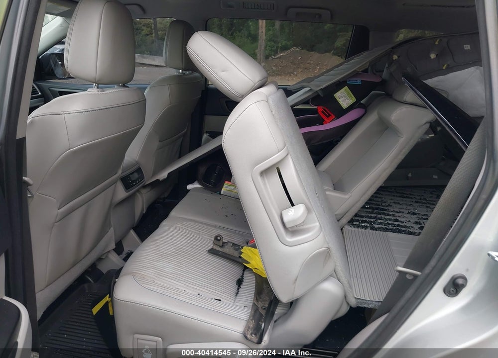 2018 TOYOTA HIGHLANDER LE PLUS VIN: 5TDBZRFHXJS878999