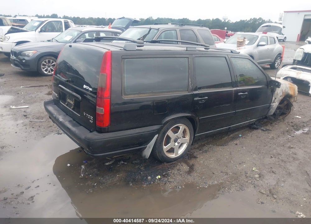 2000 VOLVO V70 R VIN: YV1LV60D5Y2638694