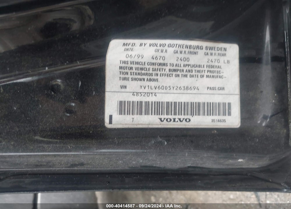 2000 VOLVO V70 R VIN: YV1LV60D5Y2638694
