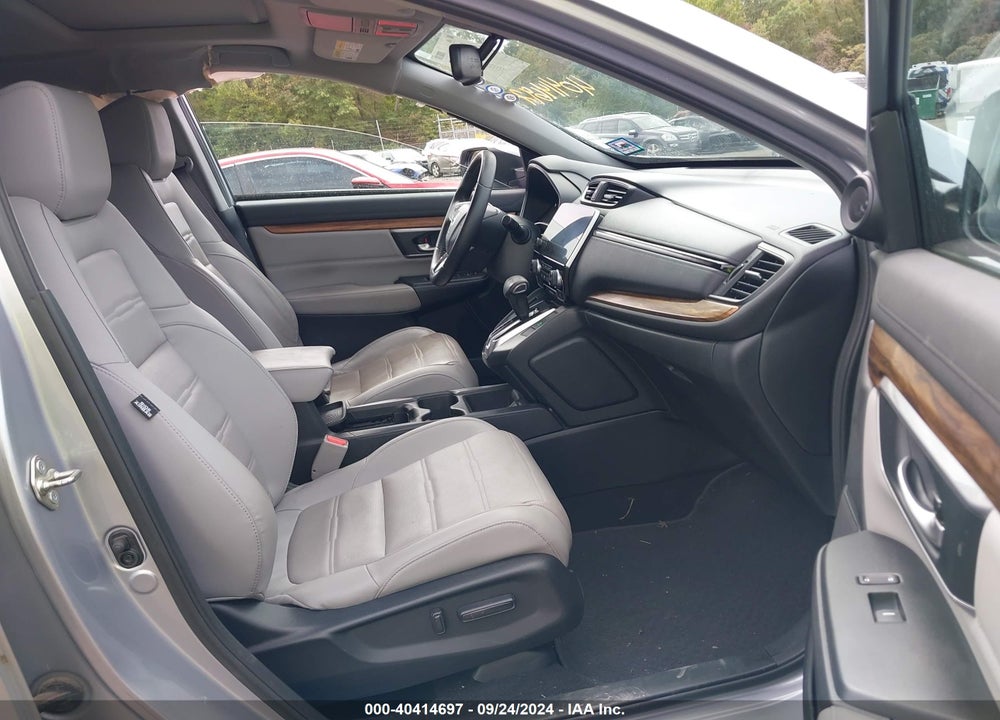 2017 HONDA CR-V TOURING VIN: 2HKRW2H93HH617153