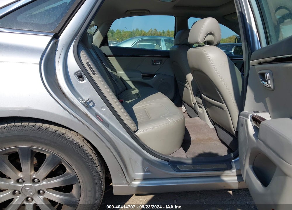 2009 HYUNDAI AZERA LIMITED VIN: KMHFC46F99A370922