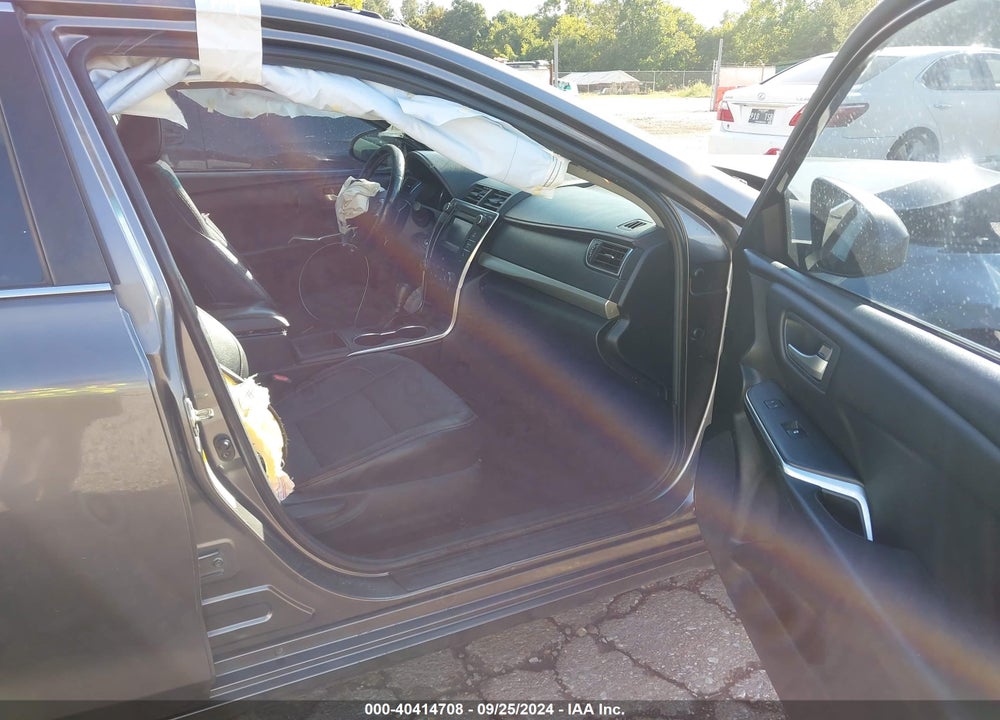 2016 TOYOTA CAMRY SE VIN: 4T1BF1FK4GU208516