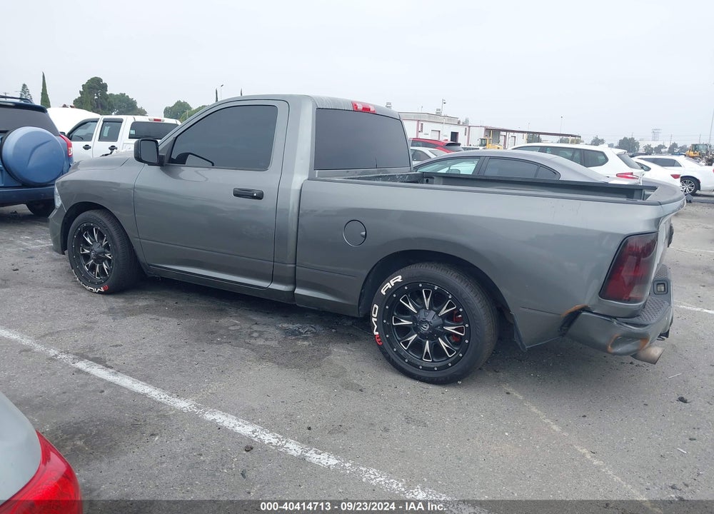2013 RAM 1500 EXPRESS VIN: 3C6JR6AT6DG519522