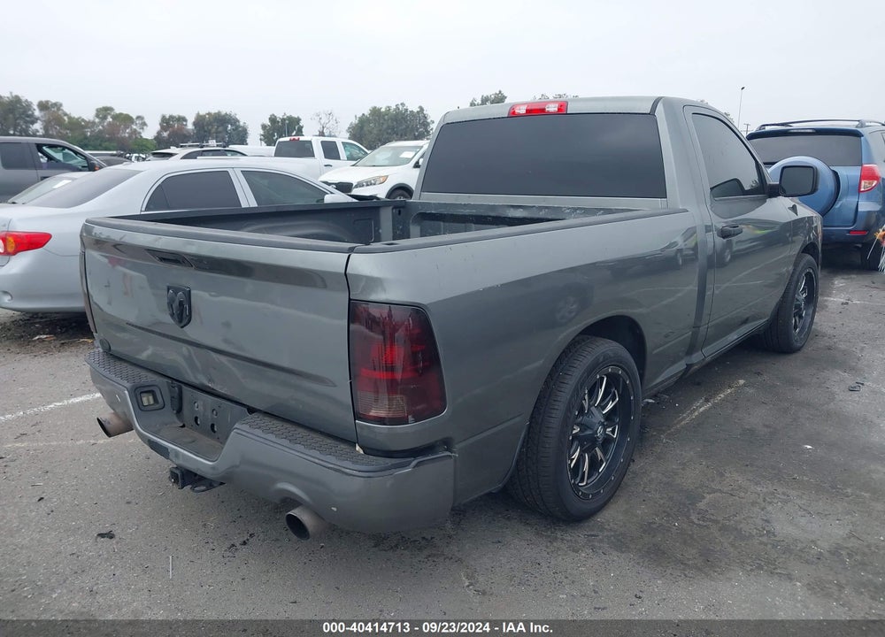 2013 RAM 1500 EXPRESS VIN: 3C6JR6AT6DG519522