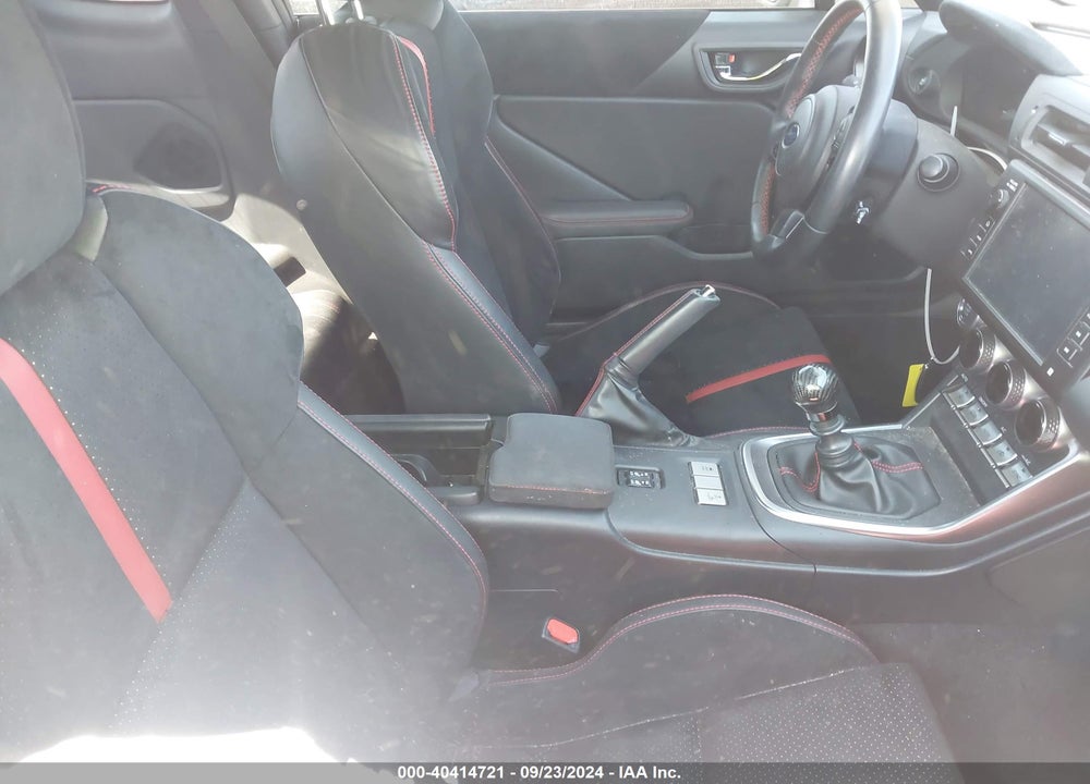 2022 SUBARU BRZ LIMITED VIN: JF1ZDBE1XN9702800