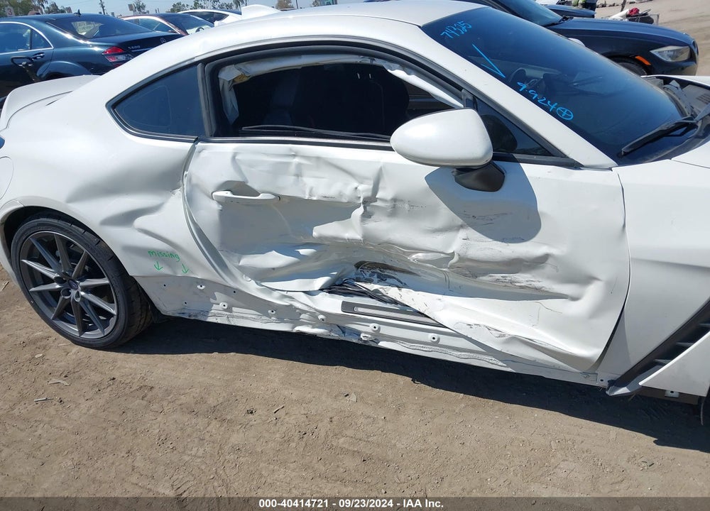 2022 SUBARU BRZ LIMITED VIN: JF1ZDBE1XN9702800