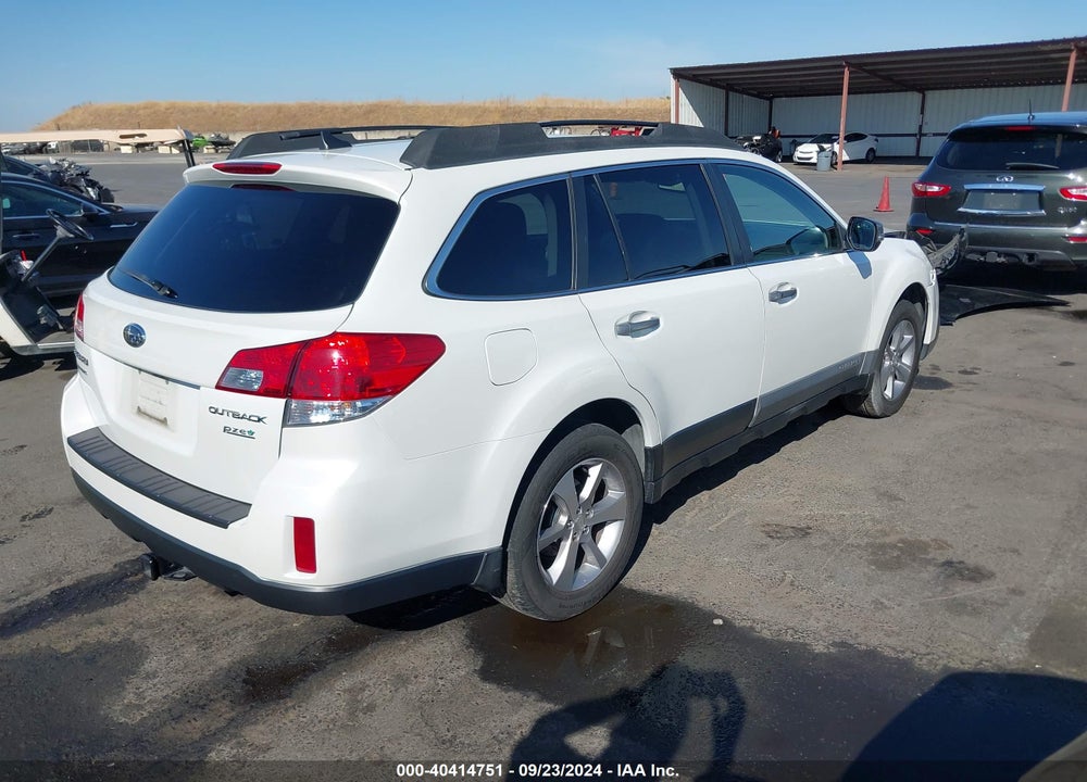 2013 SUBARU OUTBACK 2.5I LIMITED VIN: 4S4BRBSC0D3272808